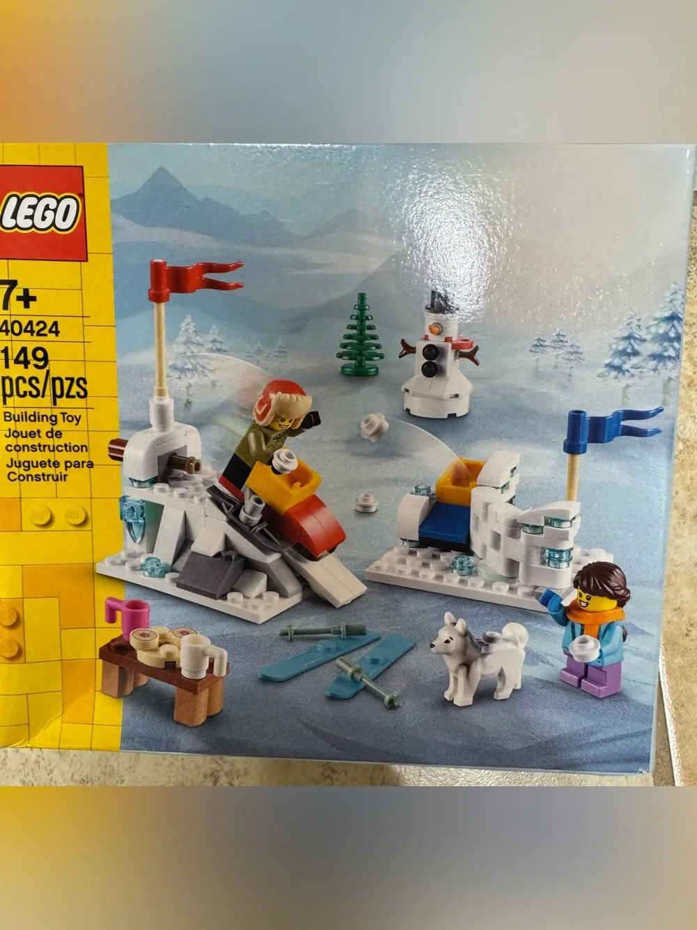 Lego Winter Sled Playset - White, Red, Blue, Green, Yellow. NIB